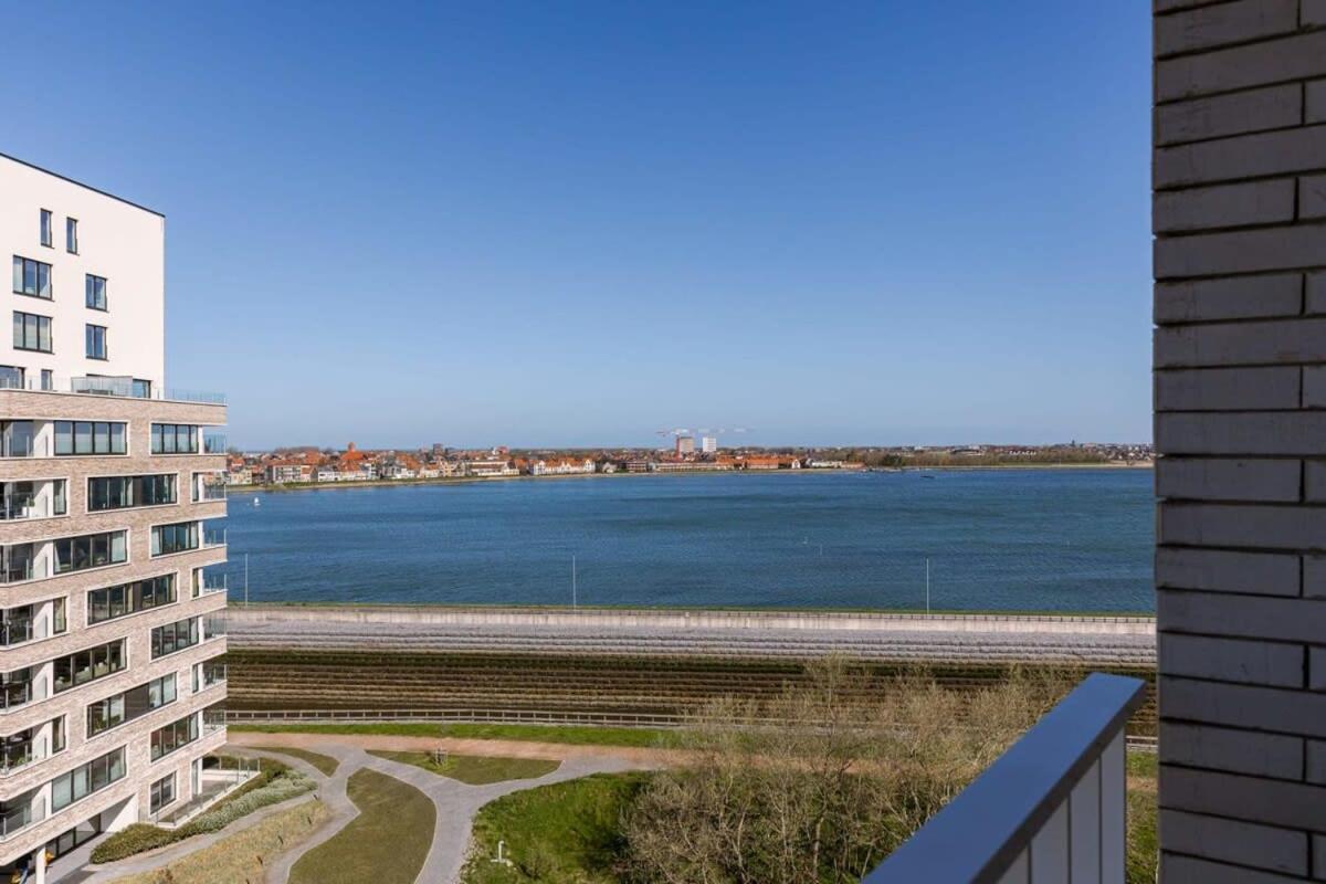 Huswell - Bright Apartment With Seaview Бреден Екстер'єр фото